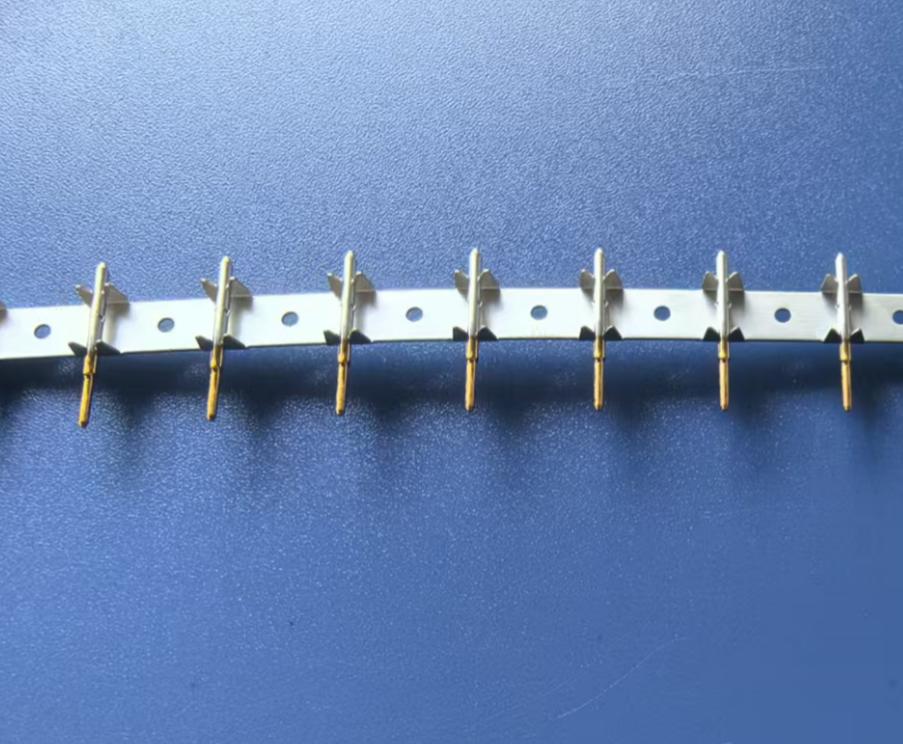 揭秘連接器圓PIN針料帶帶卡點(diǎn)端子：料帶高效生產(chǎn)，卡點(diǎn)臺階防退可靠